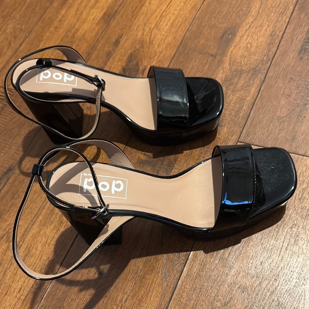 Pop Black Glossy Heels with Ankle Strap